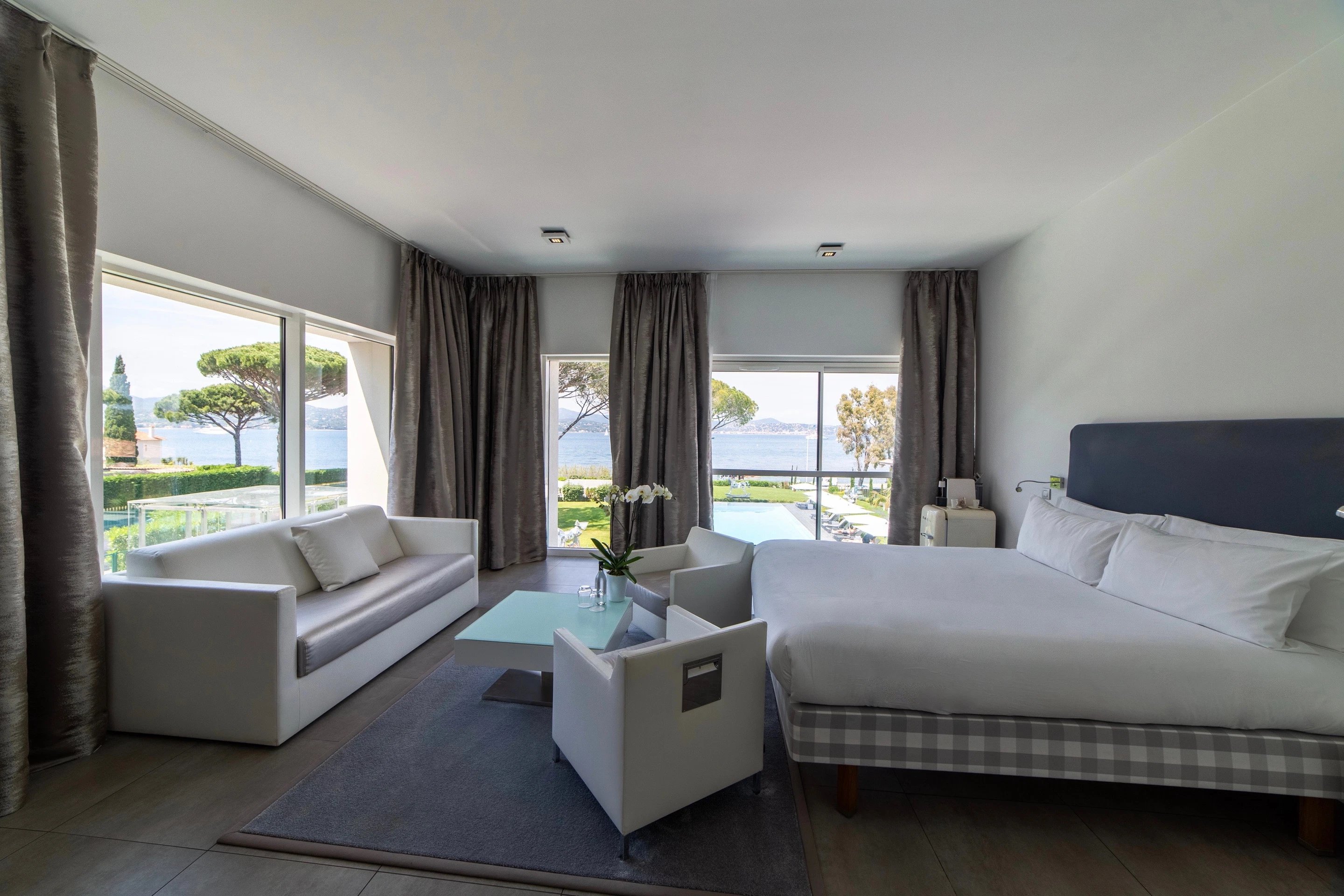 WHITE Rooms & Suites - Kube Hotel Saint-Tropez - South of France