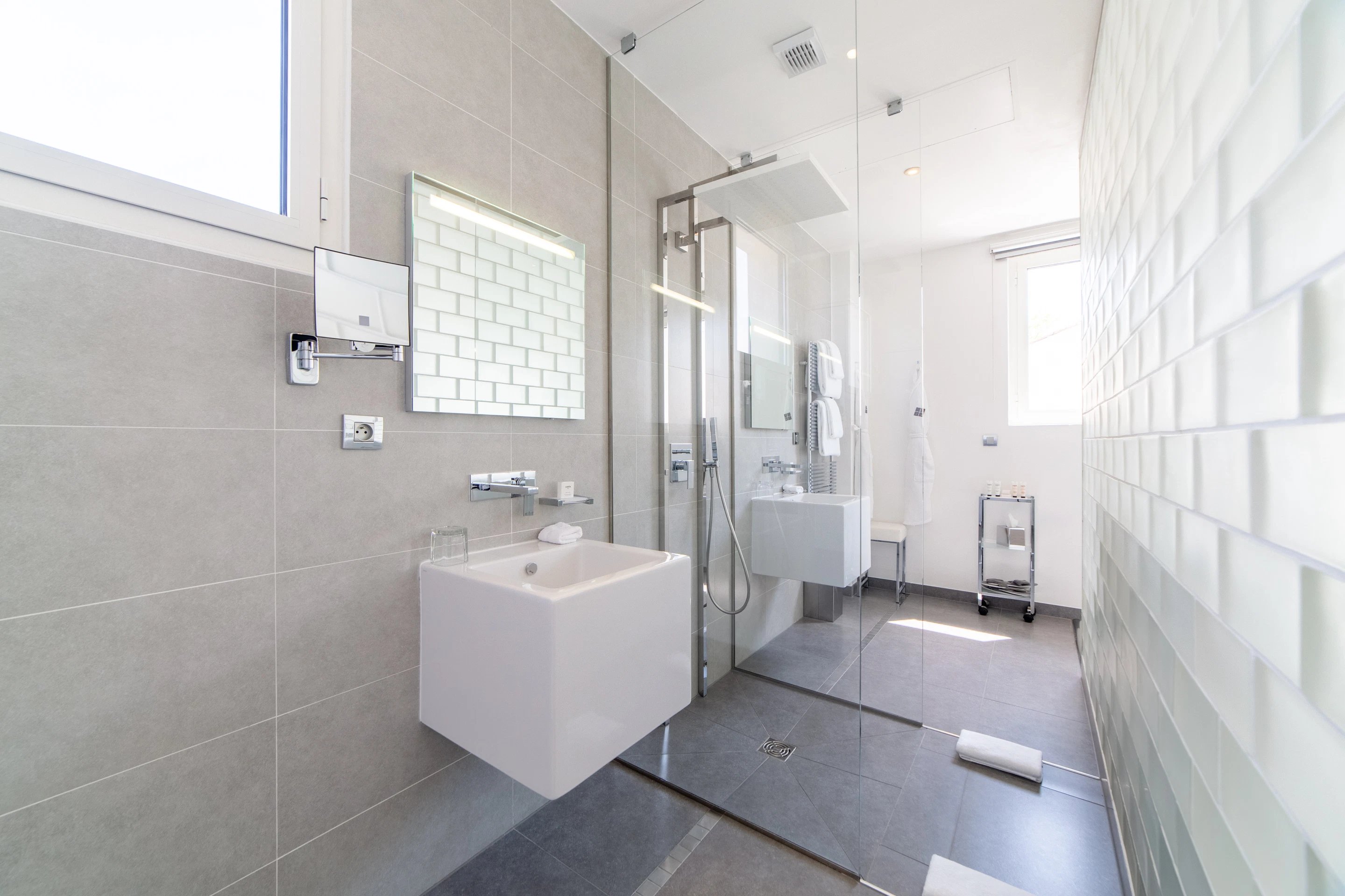 Kube Saint-Tropez - Chambre Deluxe WHITE - Salle de douche