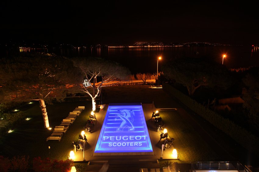 18/EVENTS/Logo_piscine_Peugeot.JPG